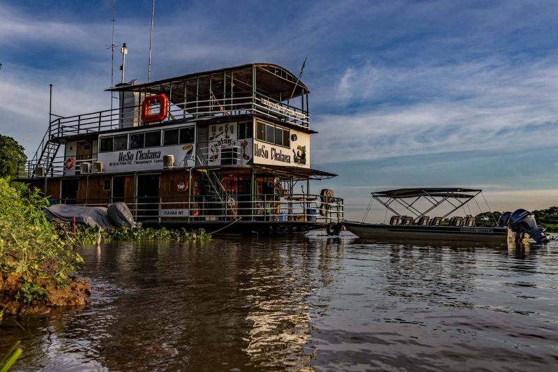Chalana Hausboot 3-stöckig